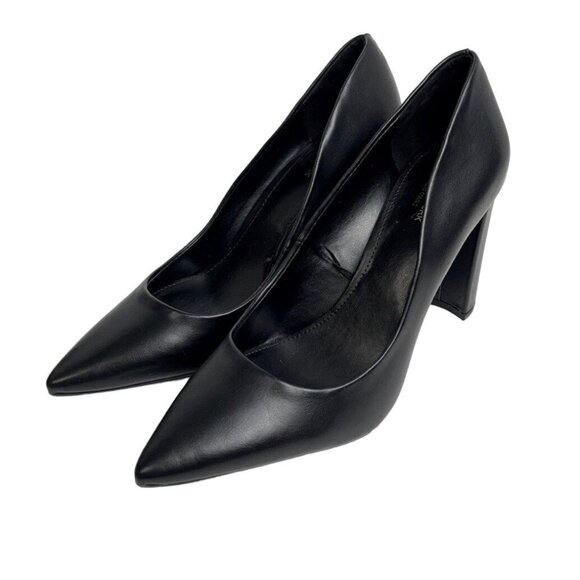 Andrew Marc SZ 6 New York Racee Faux Leather  Stylist Almond Toe Heels Black - Picture 13 of 15